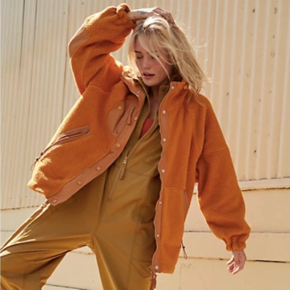 Free People Jackets & Blazers - Free People Movement Hit The Trails Fleece Teddy Jacket size Medium NWT